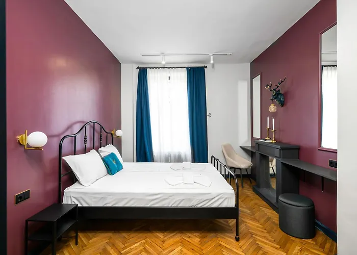 Royal Retreat - Your Designer Spot By Flat Mаnager 索菲亞