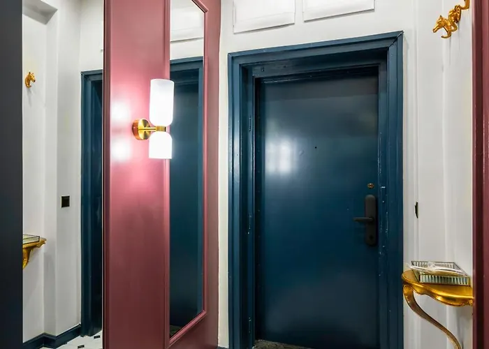 Royal Retreat - Your Designer Spot By Flat Mаnager *